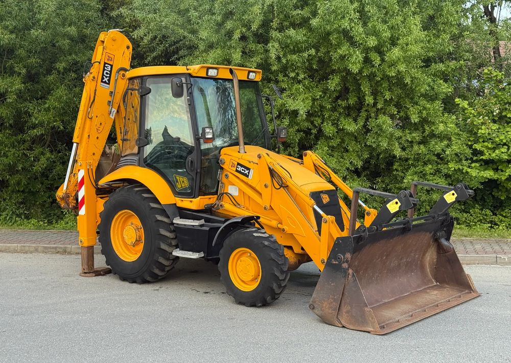 JCB 3CX Backhoe Loader
